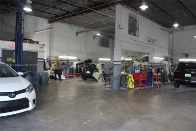 Turnkey Auto Body Shop with Active Paint Booth