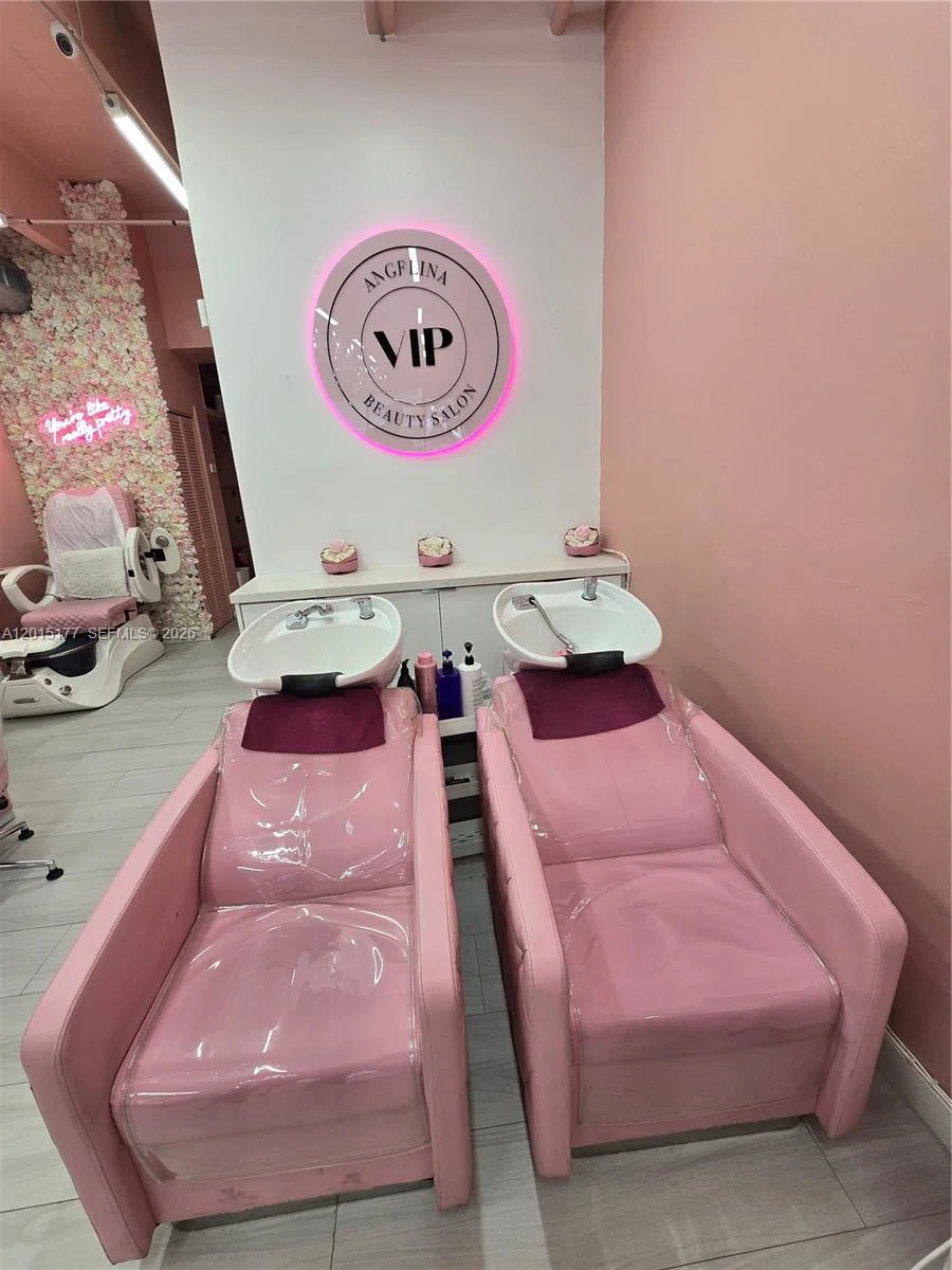 Premier Beauty Salon with Established Client Base