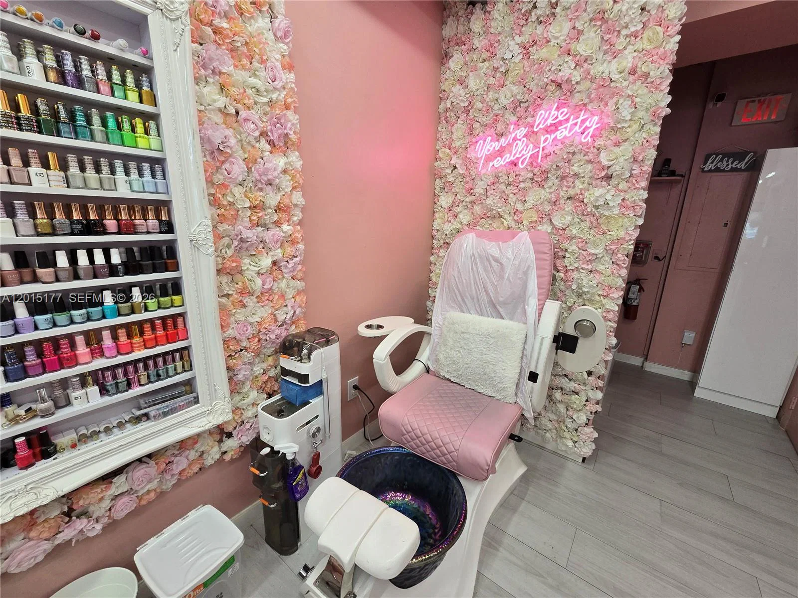 Premier Beauty Salon with Established Client Base