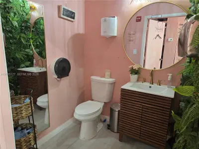 Premier Beauty Salon with Established Client Base