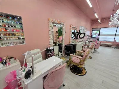 Premier Beauty Salon with Established Client Base