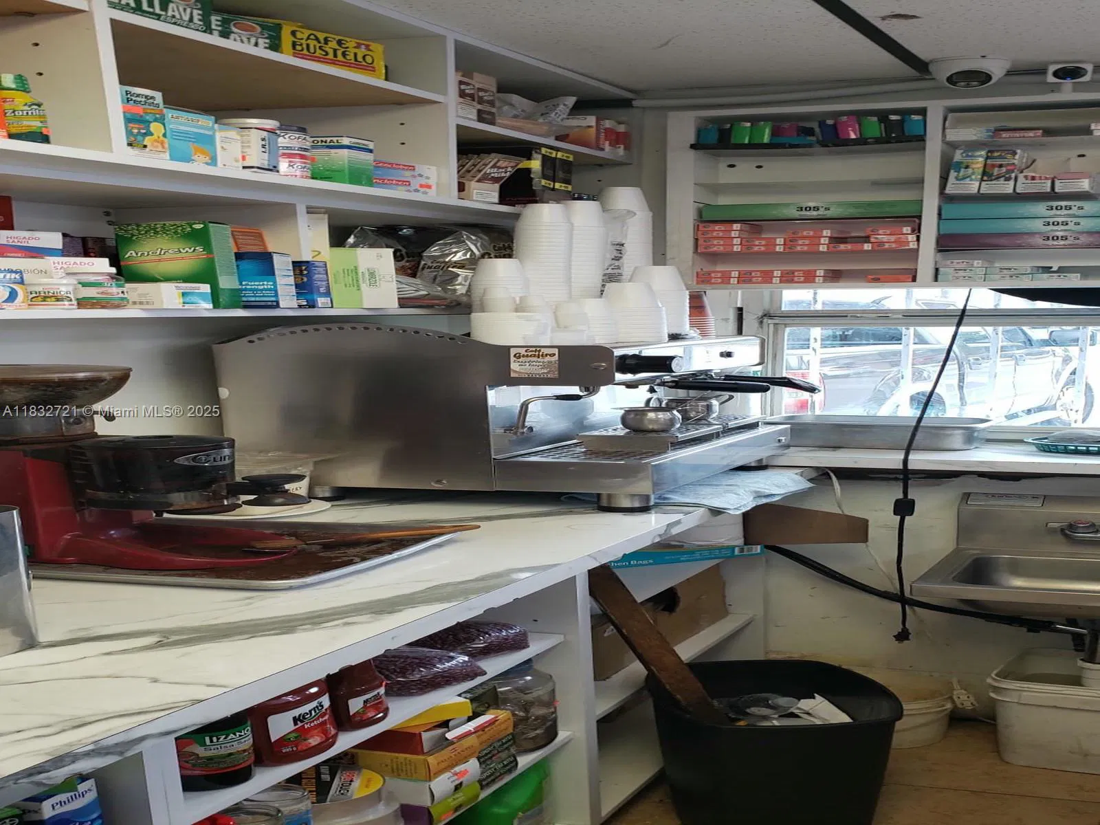 Established Latin Restaurant with Strong Local Following