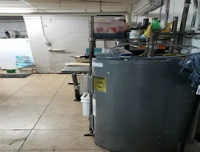 Established Latin Restaurant with Strong Local Following