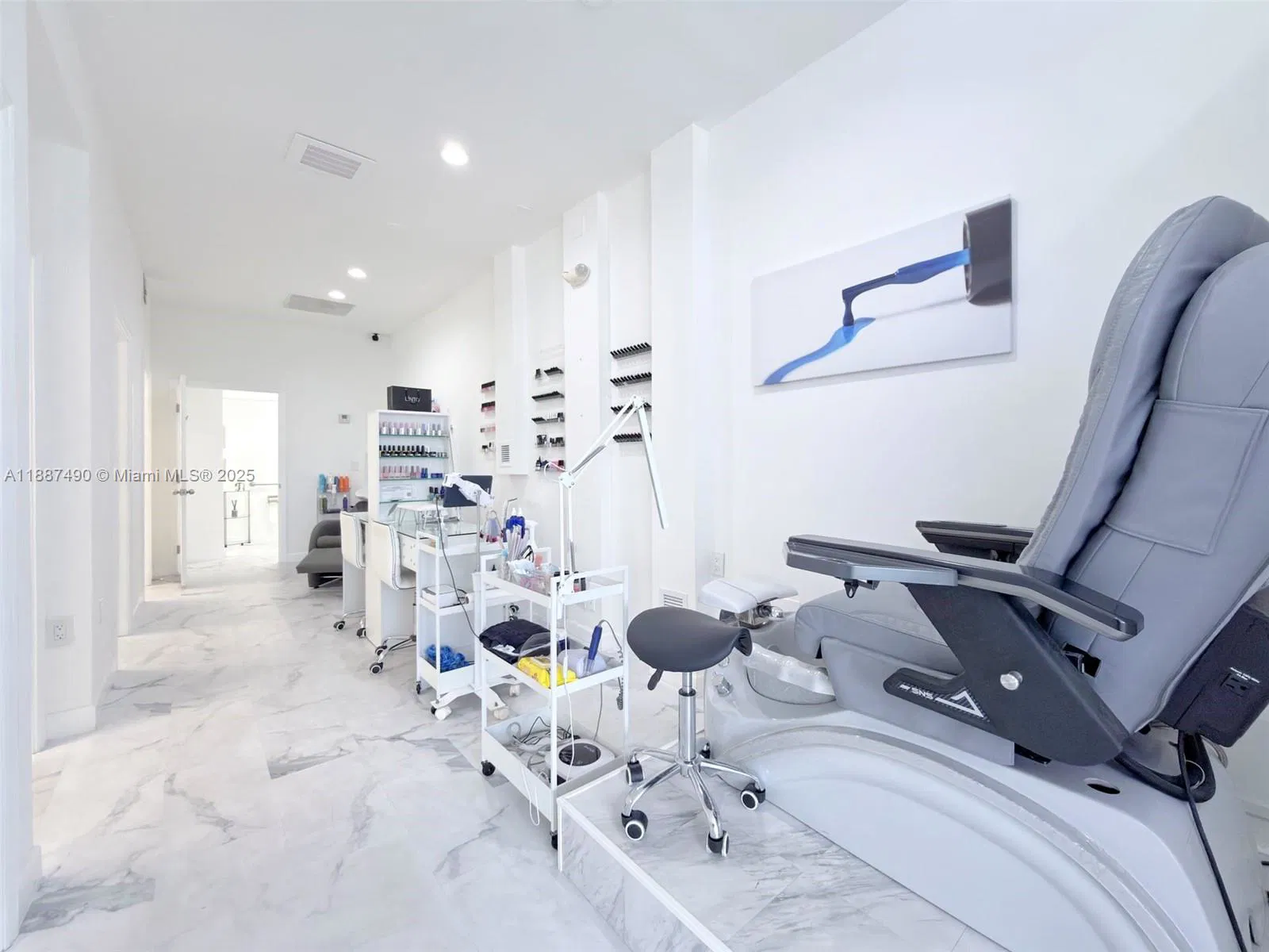 Turnkey Beauty Salon and Spa with Modern Build Out