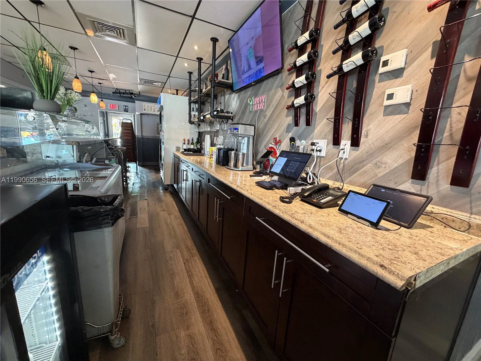 Turnkey Cuban Restaurant with Full Commercial Kitchen