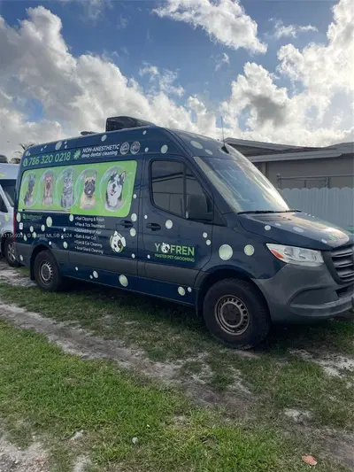 Thriving Mobile Pet Grooming Business with Established Routes