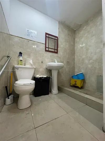 Profitable Produce Distributor with Strong Client Base