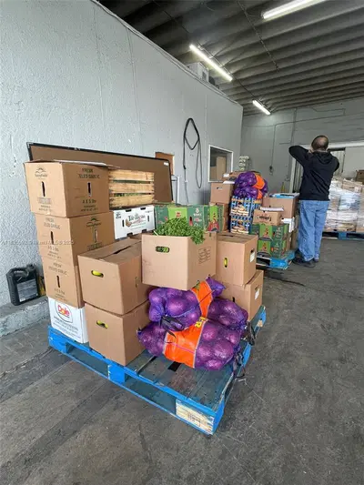 Profitable Produce Distributor with Strong Client Base