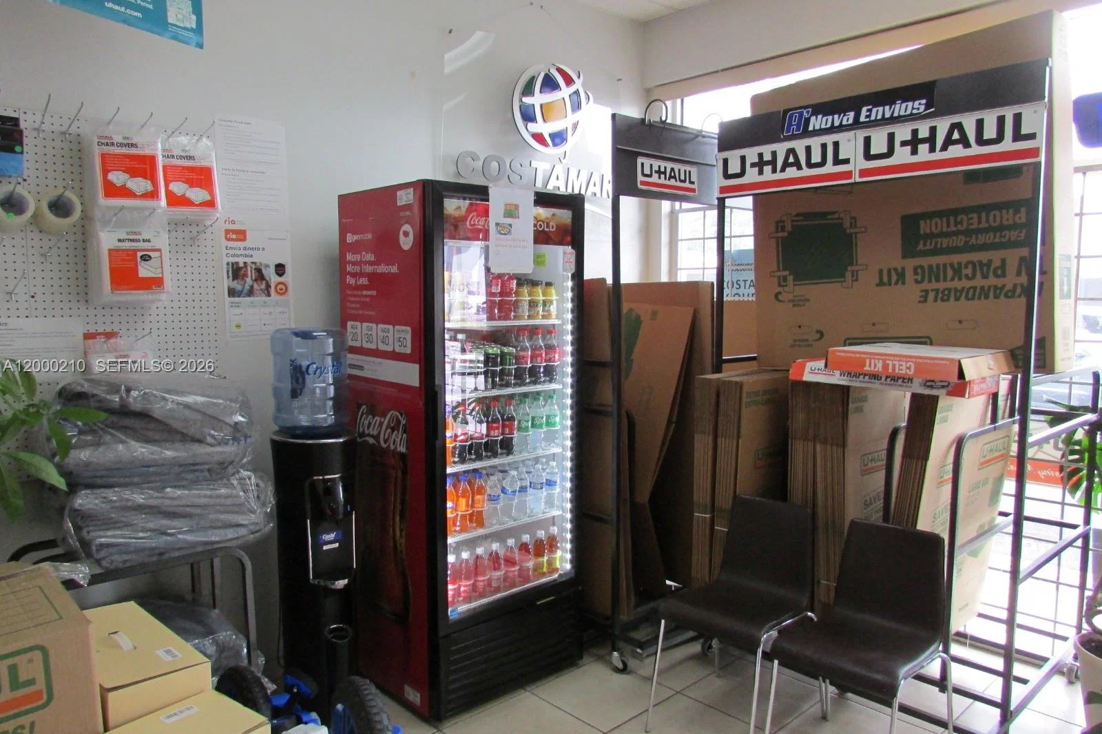 Established Shipping and Money Transfer Service with Loyal Customer Base