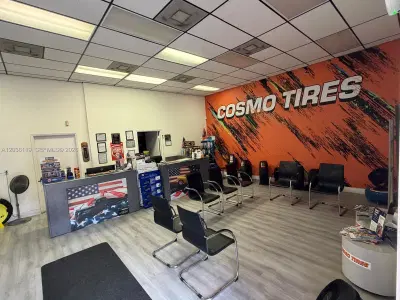 Established Automotive Repair Shop with Prime Hollywood Boulevard Location