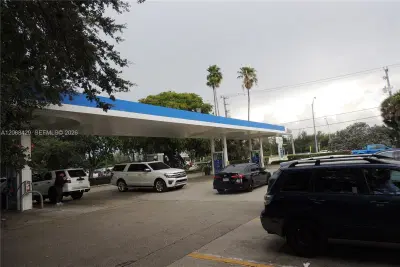 Complete 7 Eleven Gas Station and Convenience Store Assets