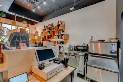 Turnkey Sushi Restaurant in Prime Retail Location