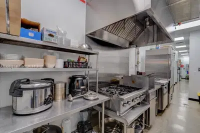 Turnkey Sushi Restaurant in Prime Retail Location