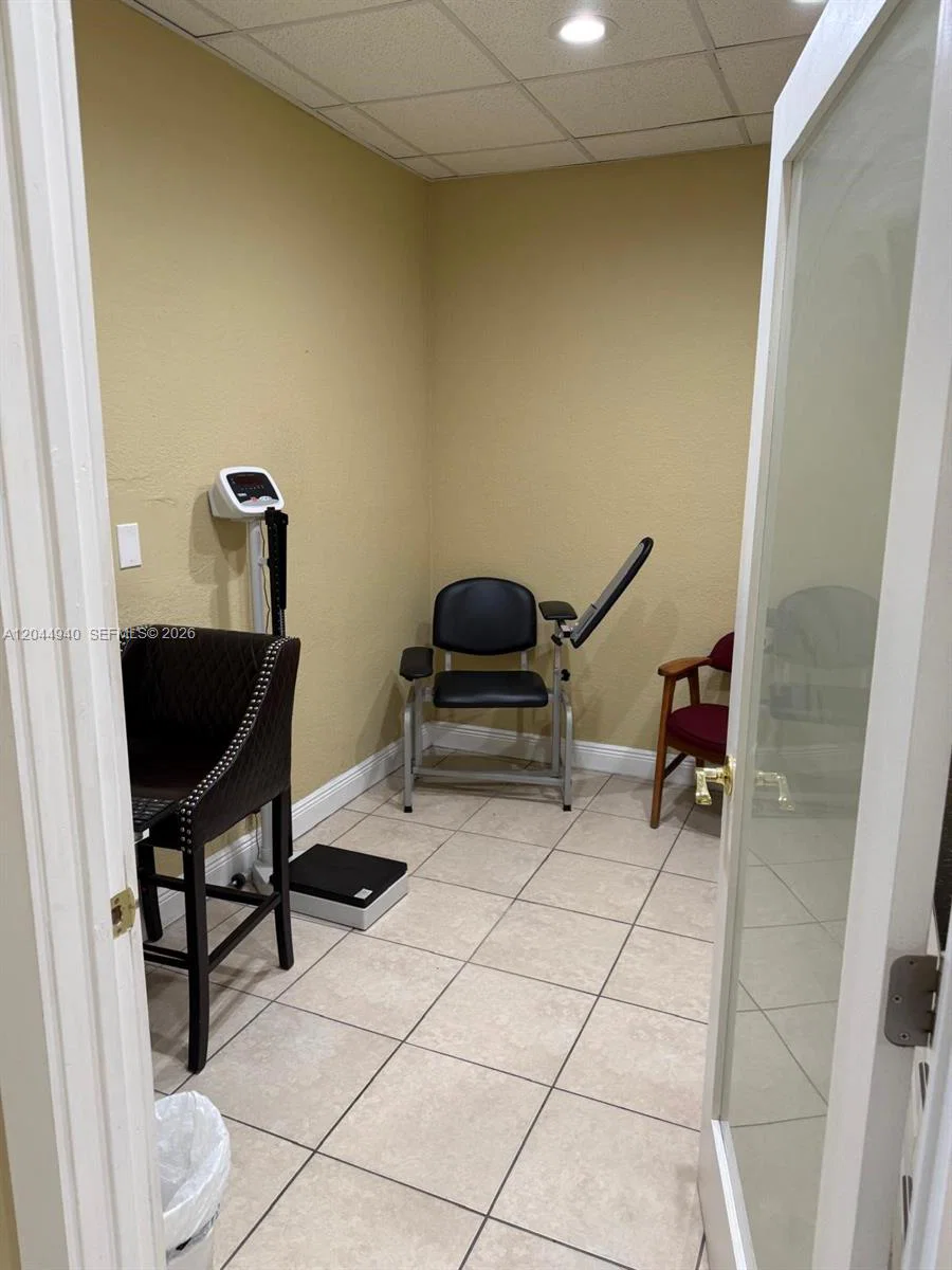Turnkey Medical Clinic with Existing Insurance Contracts