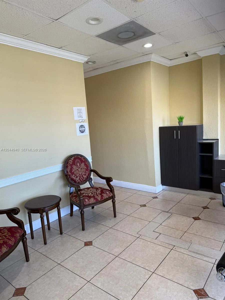 Turnkey Medical Clinic with Existing Insurance Contracts