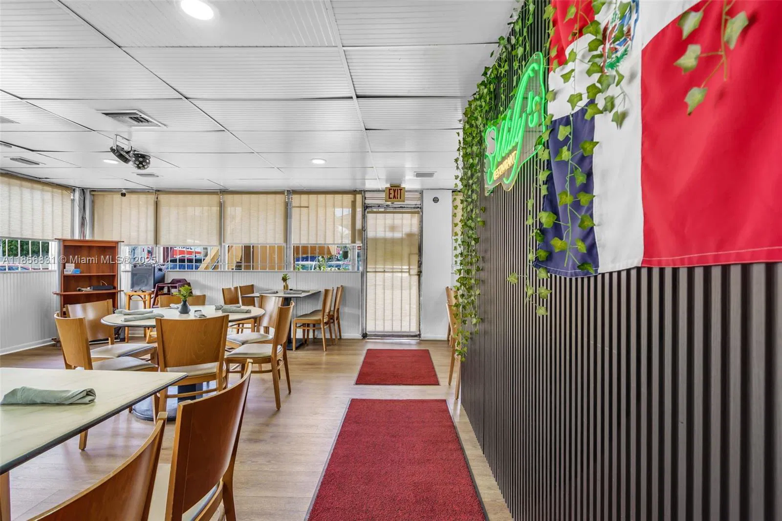 Established Dominican Restaurant with Strong Community Ties