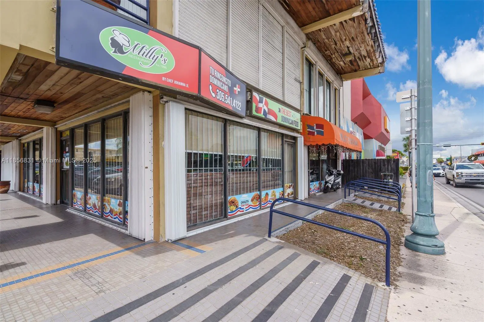 Established Dominican Restaurant with Strong Community Ties