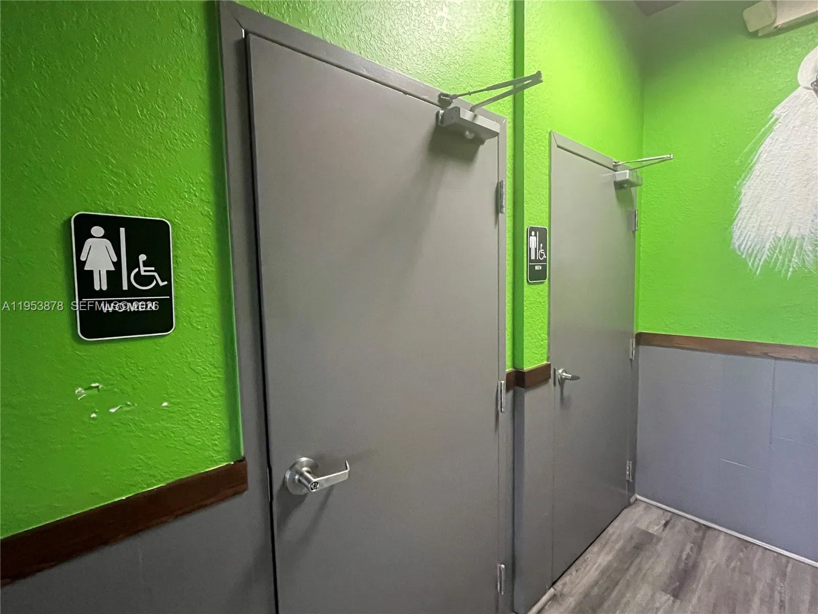 Versatile Restaurant Space with Essential Infrastructure