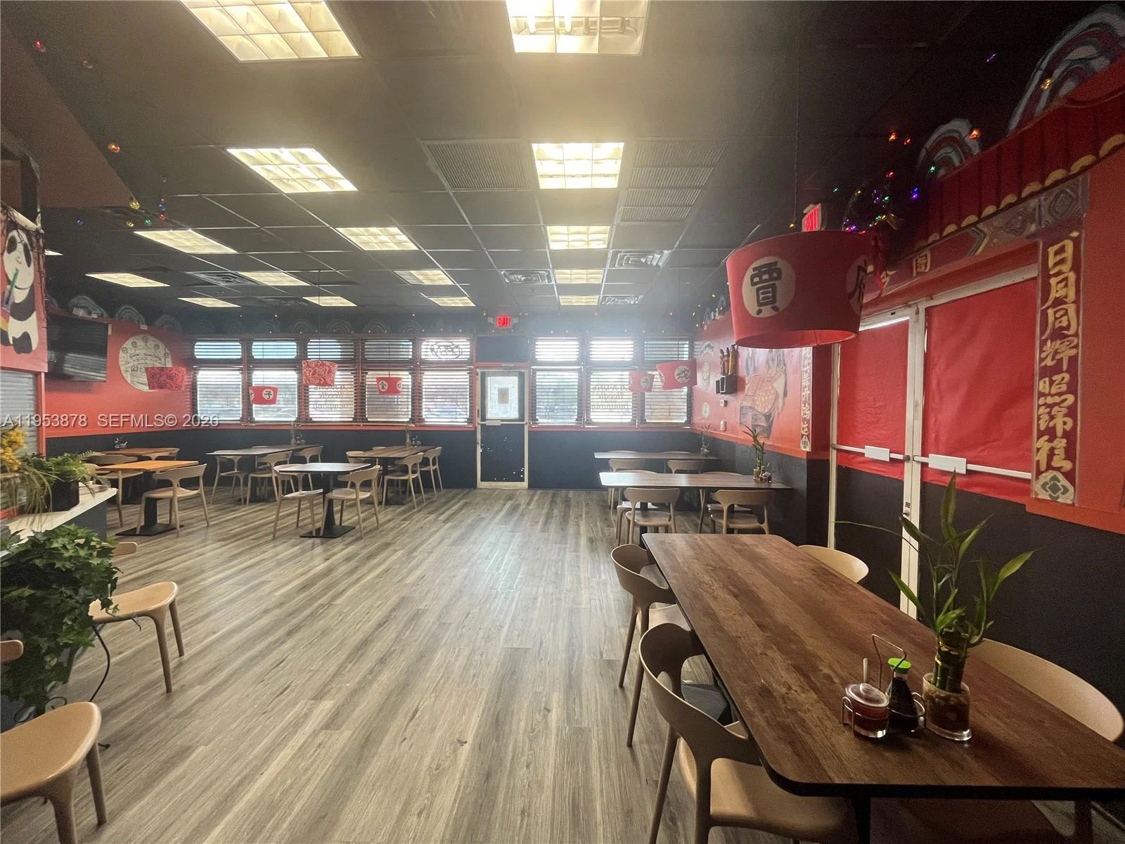 Versatile Restaurant Space with Essential Infrastructure