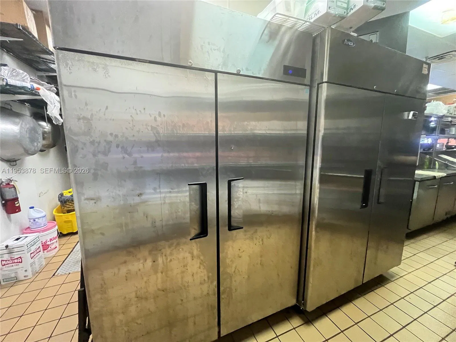 Versatile Restaurant Space with Essential Infrastructure