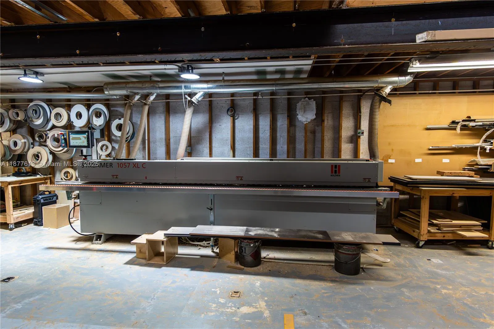 Profitable Furniture Manufacturer with Turnkey Operations