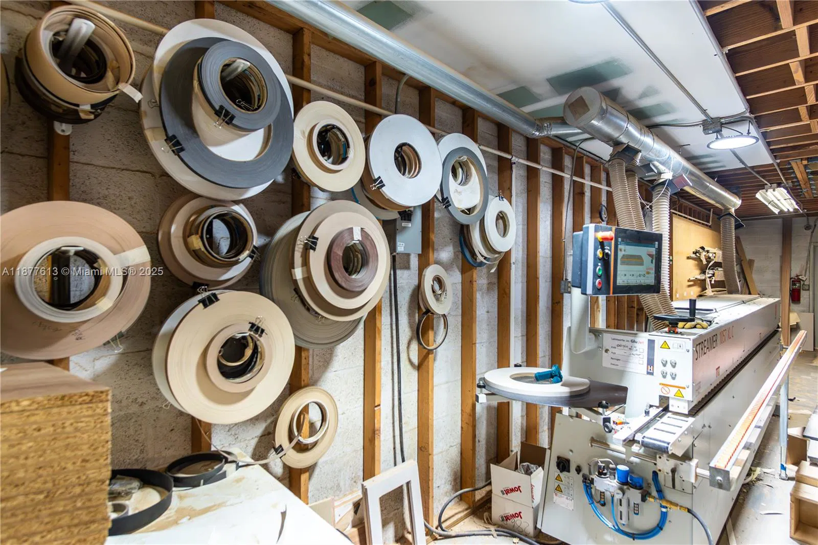 Profitable Furniture Manufacturer with Turnkey Operations