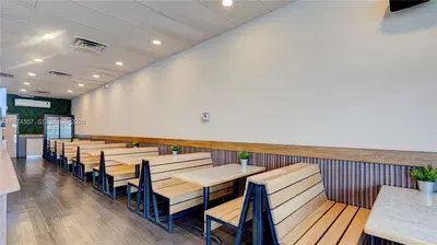 Prime Restaurant Space in High Traffic Retail Center