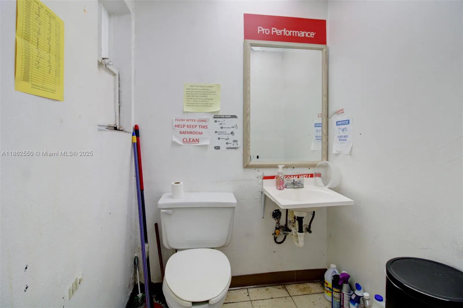 Established Health and Nutrition Retailer with Prime Location