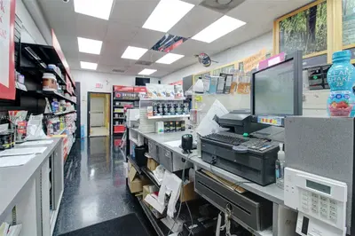 Established Health and Nutrition Retailer with Prime Location