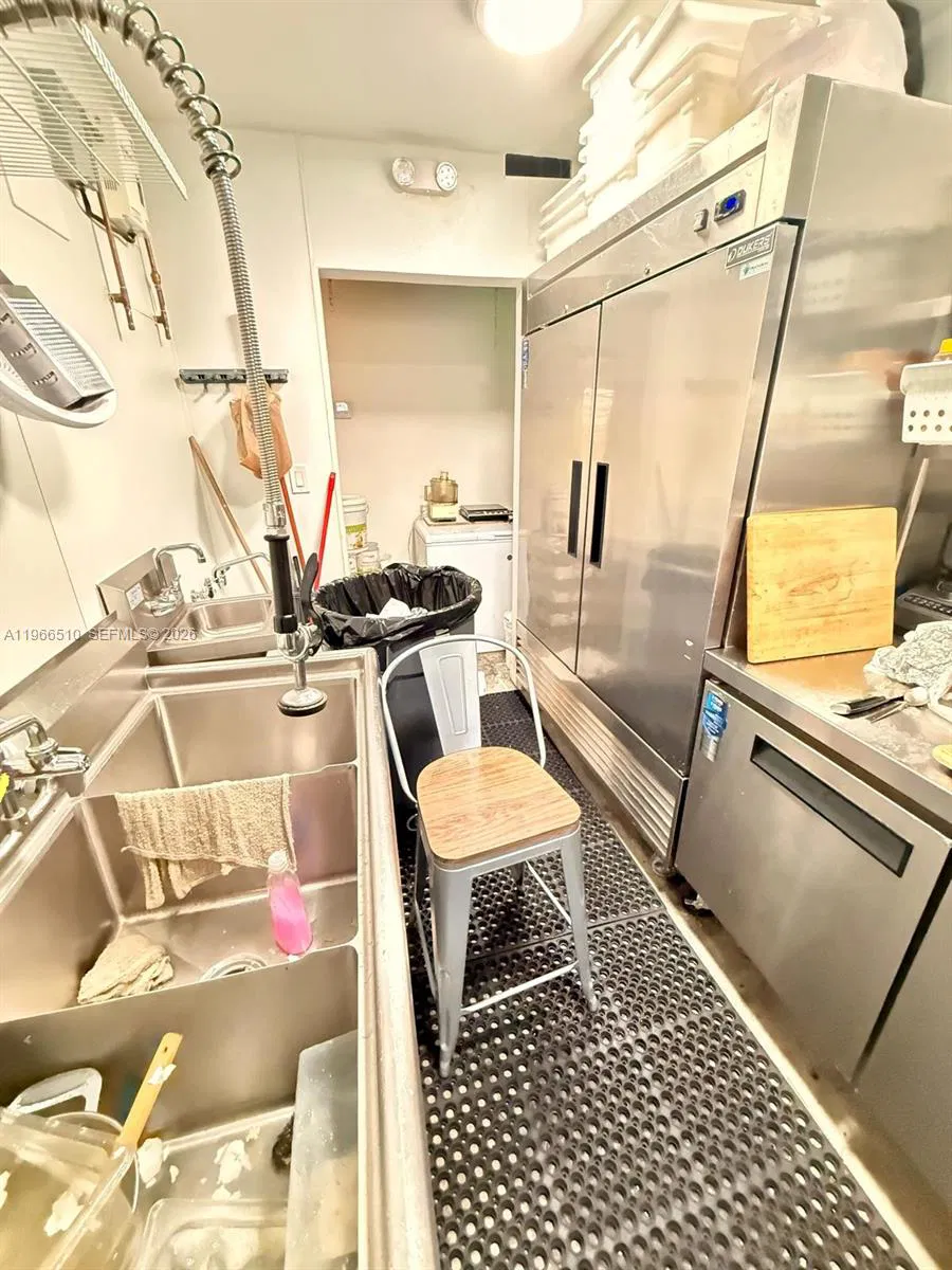 Turnkey Quick Service Restaurant with Low Locked In Rent