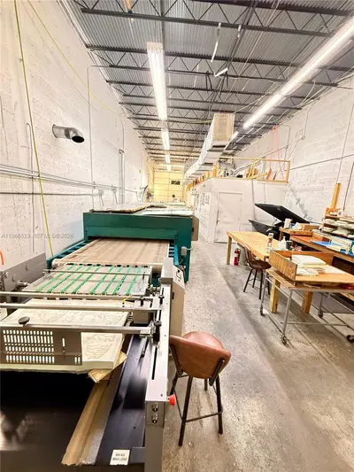 Established Commercial Print and Sign Service with Loyal Client Base