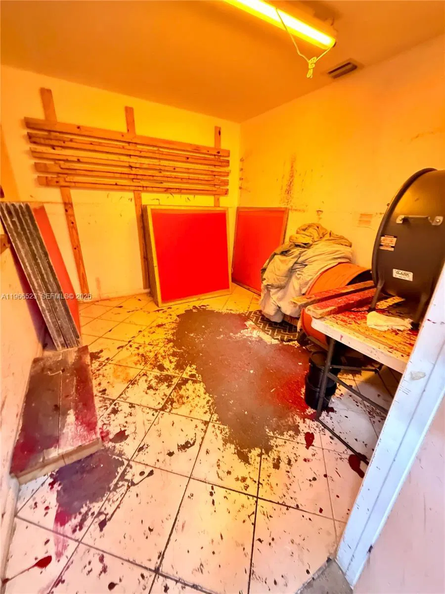 Established Commercial Print and Sign Service with Loyal Client Base