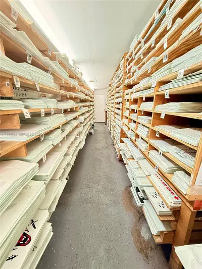 Established Commercial Print and Sign Service with Loyal Client Base