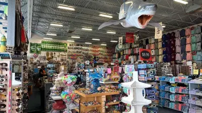 Premier Arcade  Retail Store with Prime Tourist Location