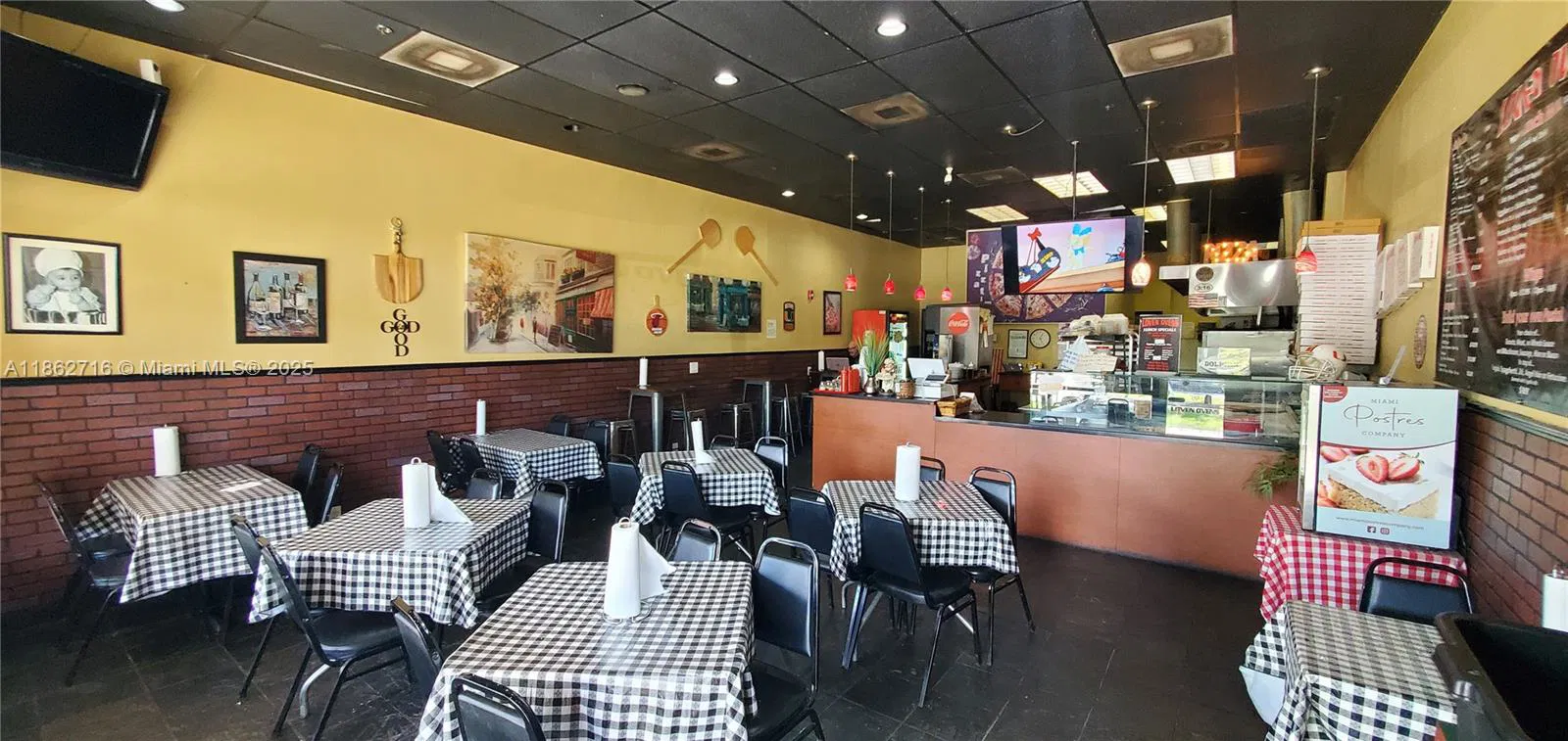 Turnkey Pizza Restaurant with Strong Customer Reviews