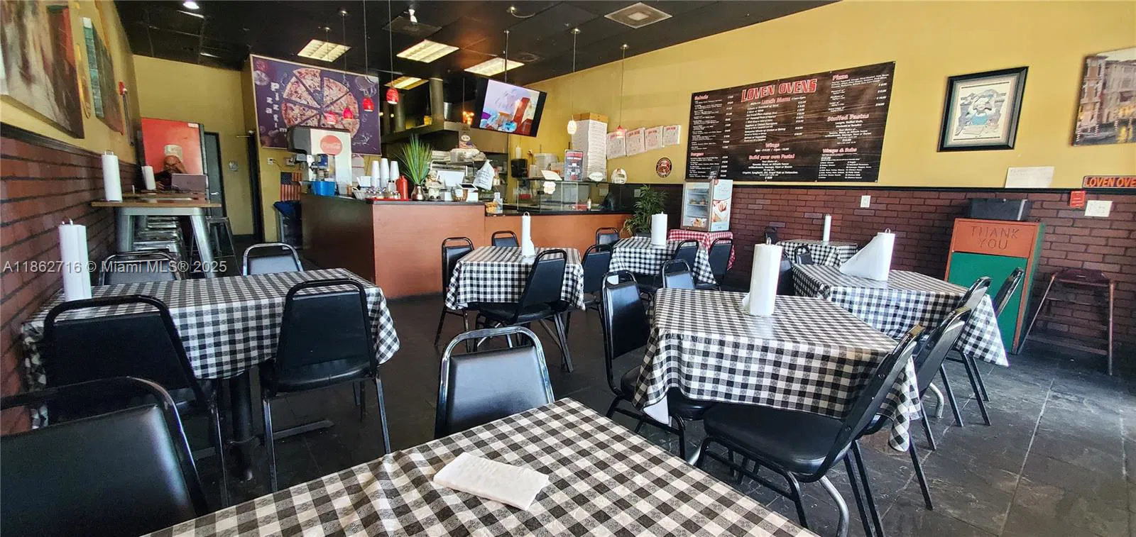 Turnkey Pizza Restaurant with Strong Customer Reviews