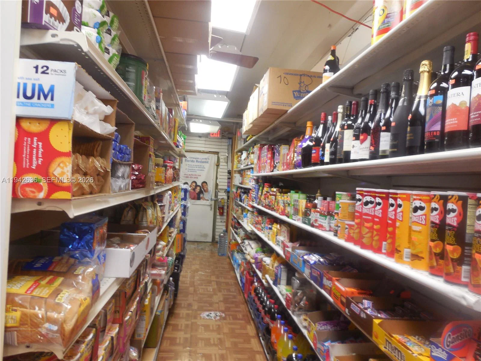 Turnkey Retail Business with High Visibility