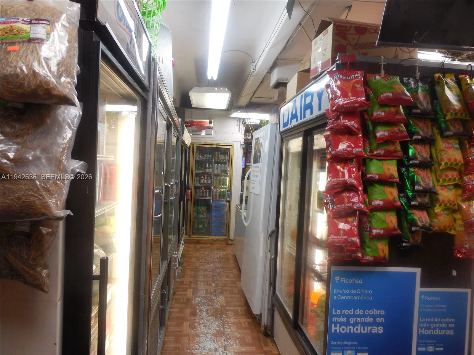 Turnkey Retail Business with High Visibility