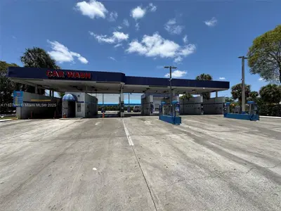 Profitable Car Wash with Diversified Rental Income