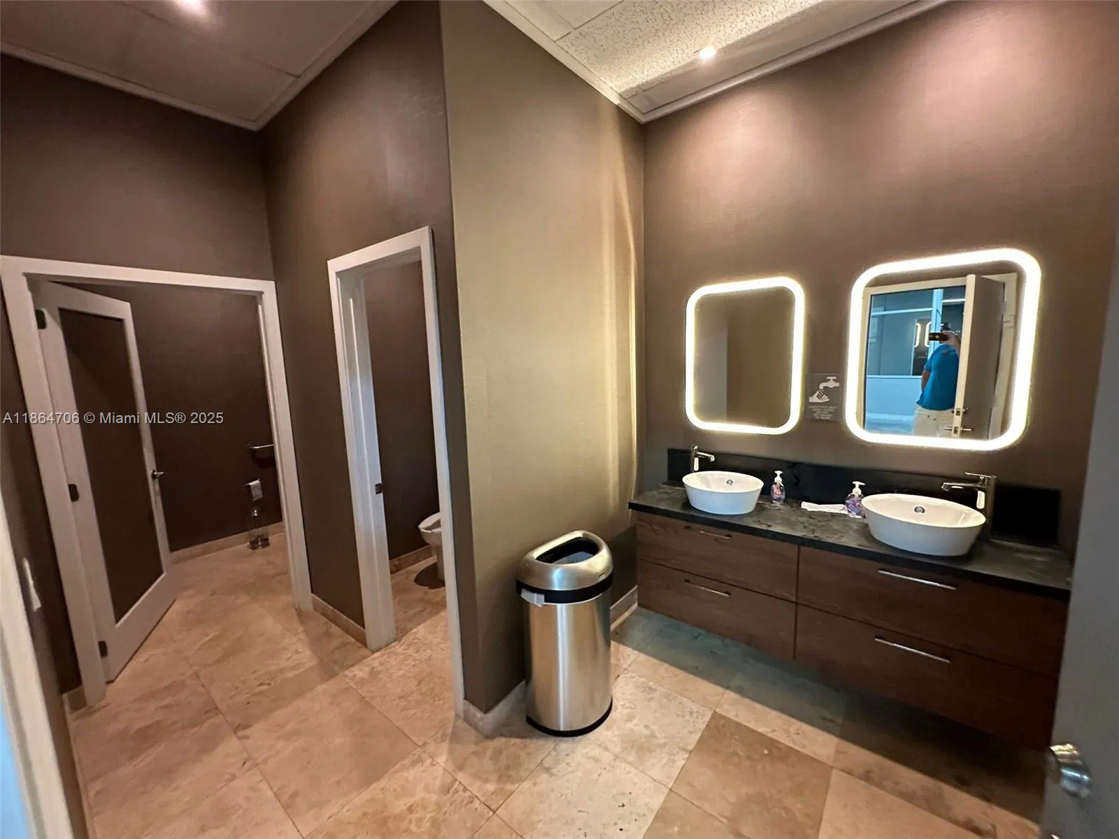 Turnkey Car Dealership with Property and Active Dealer License