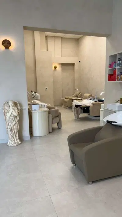 Premier Luxury Beauty Salon with Multiple Revenue Streams