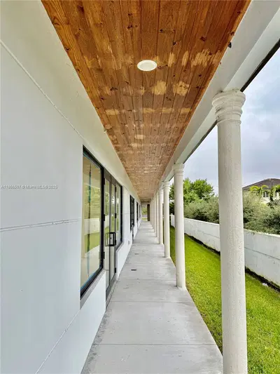 Turnkey Hair Salon with High End Finishes