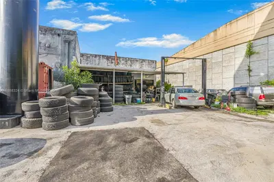 Profitable Automotive Service Center with Prime Location