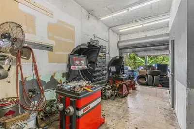 Profitable Automotive Service Center with Prime Location