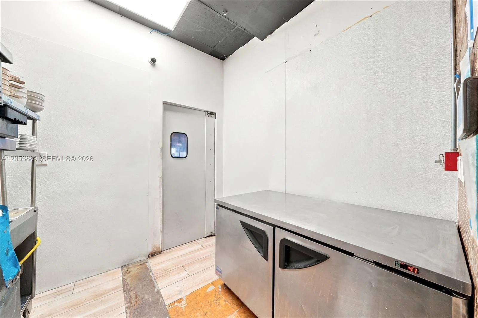 Complete Restaurant Equipment Package with Full Liquor License