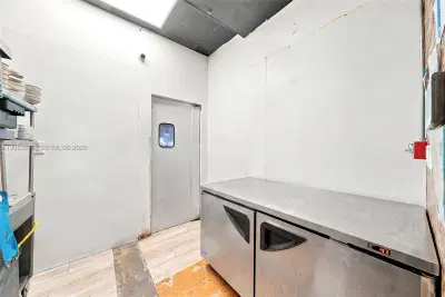 Complete Restaurant Equipment Package with Full Liquor License
