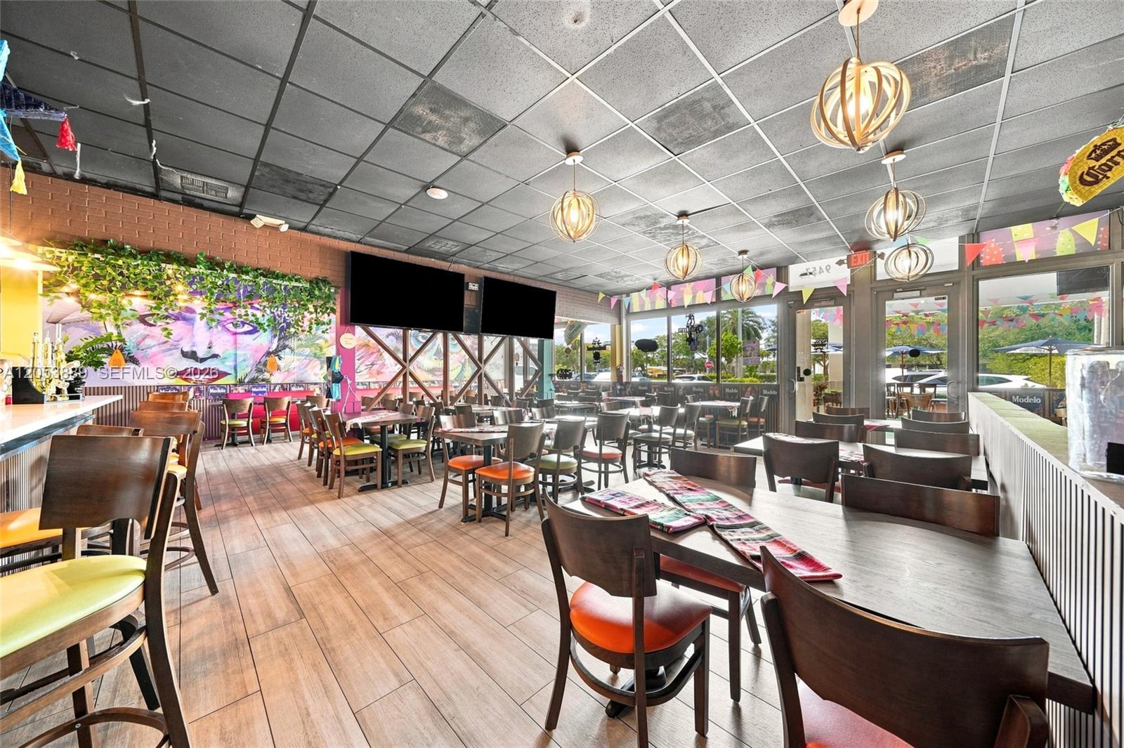 Complete Restaurant Equipment Package with Full Liquor License