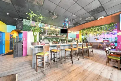 Complete Restaurant Equipment Package with Full Liquor License