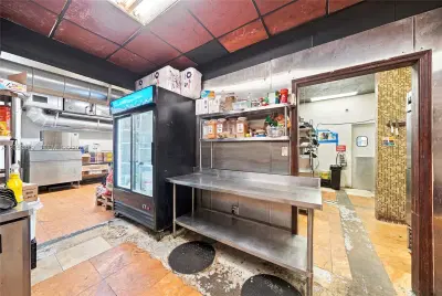 Complete Restaurant Equipment Package with Full Liquor License