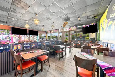 Complete Restaurant Equipment Package with Full Liquor License